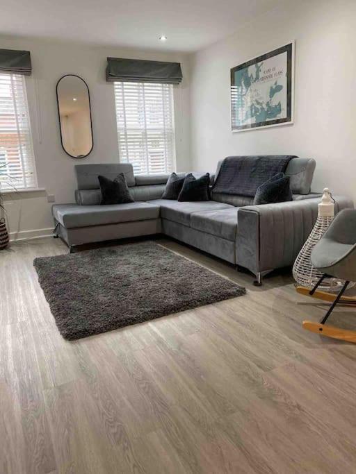 Luxury Town Centre Apartment Walking Distance To Rsc Theatre Stratford-upon-Avon Eksteriør billede