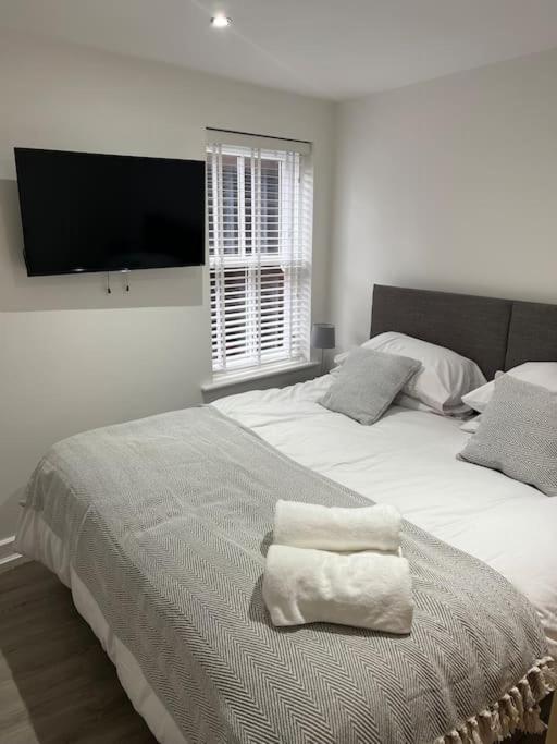 Luxury Town Centre Apartment Walking Distance To Rsc Theatre Stratford-upon-Avon Eksteriør billede
